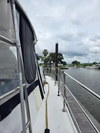 2006 Endeavour 38 trawlercat