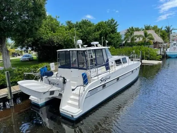 2006 Endeavour 38 trawlercat