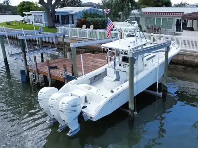 Yellowfin 34 Center Console