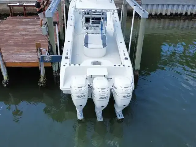 Yellowfin 34 Center Console