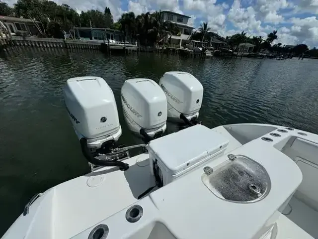 Yellowfin 34 Center Console