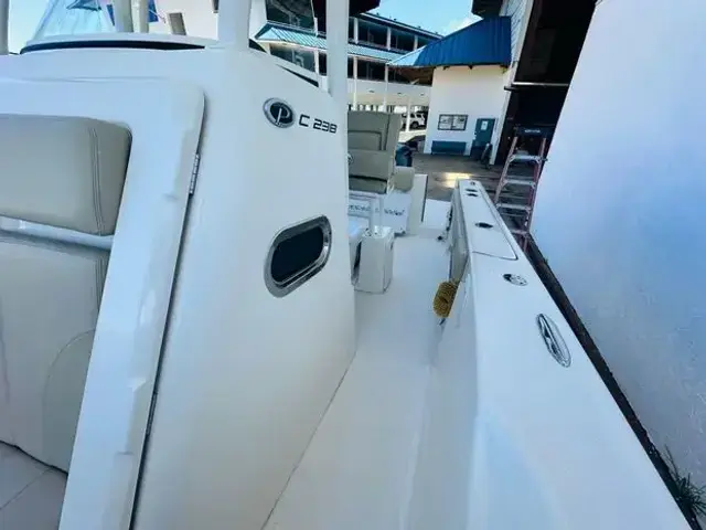 Pursuit C 238 Center Console