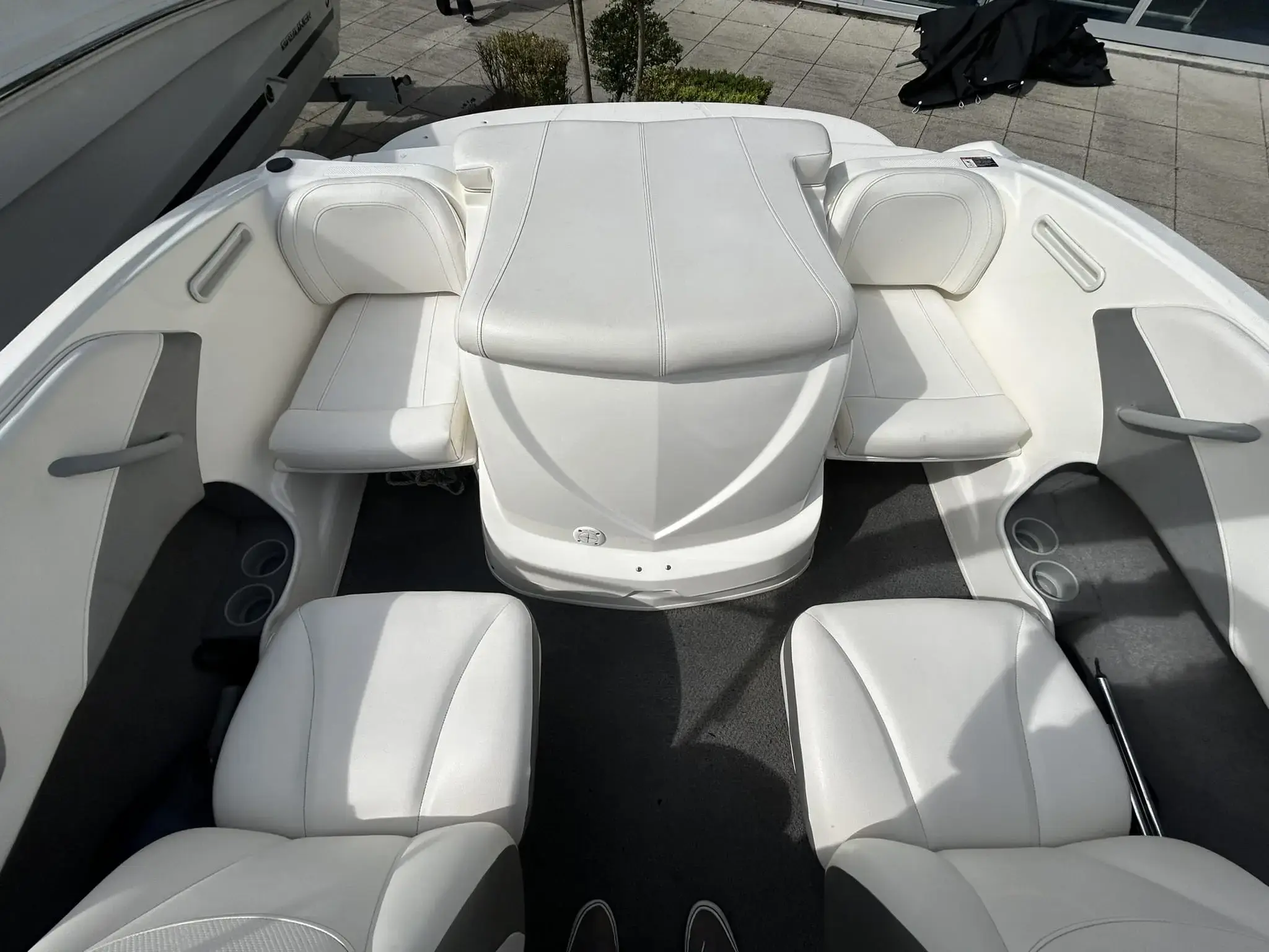 2009 Bayliner 185 br