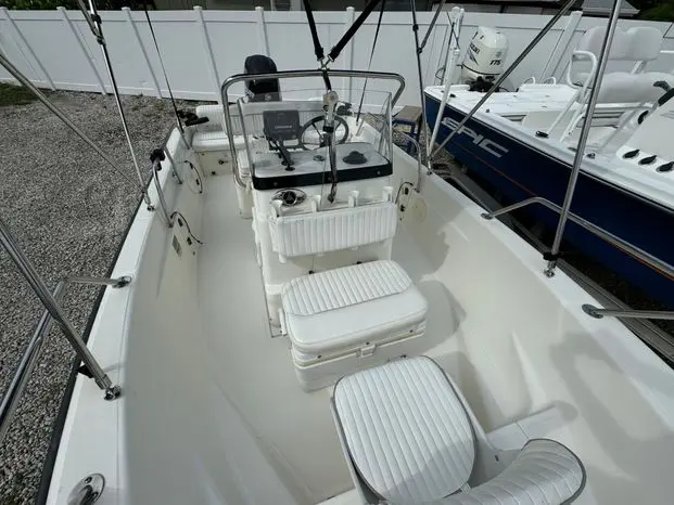 2007 Boston Whaler 160 dauntless