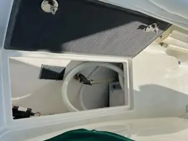 Spectre 34 Center Console