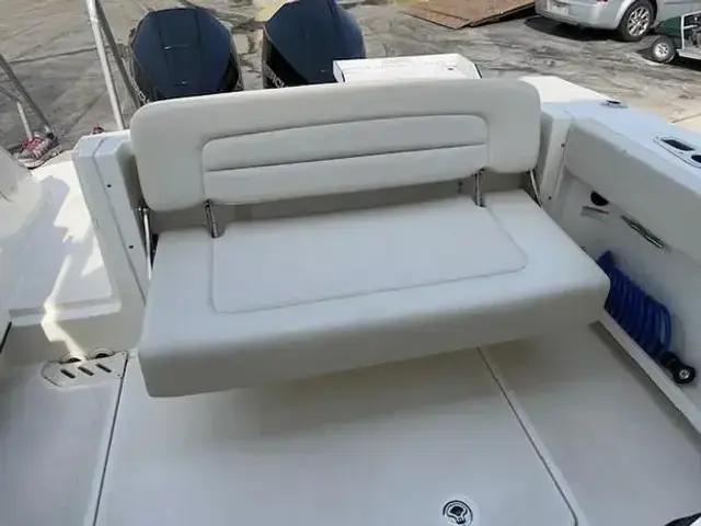 Boston Whaler 270 Vantage