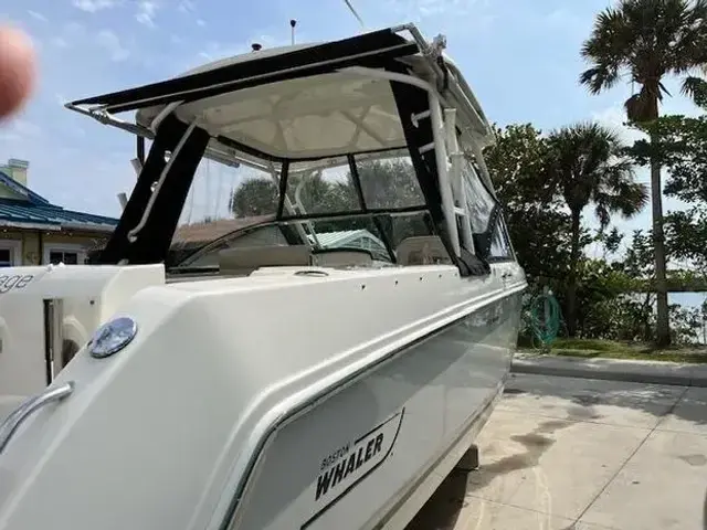 Boston Whaler 270 Vantage