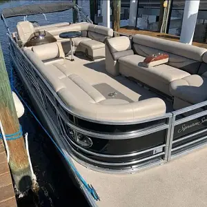 2012 Landau 2700 Signature