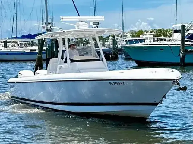 Intrepid 327 Center Console