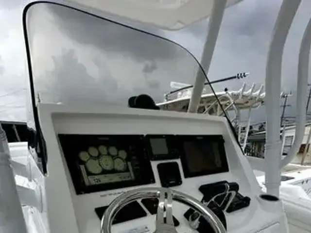 Intrepid 327 Center Console