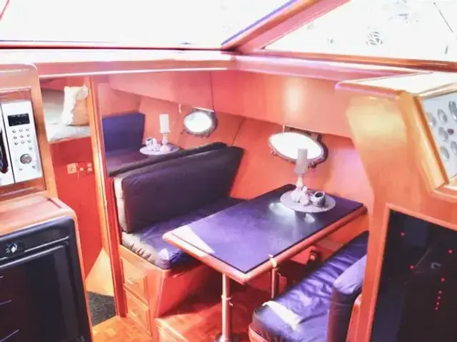 Ocean Alexander Cockpit Motor Yacht