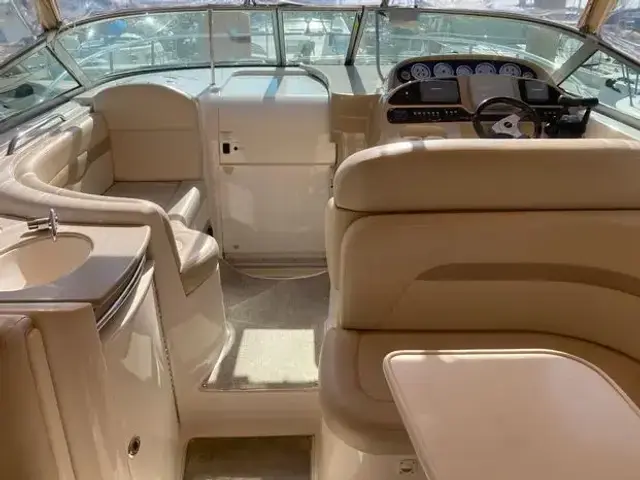 Chaparral 320 Signature