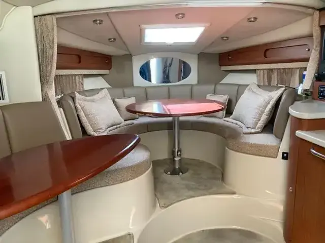 Chaparral 320 Signature