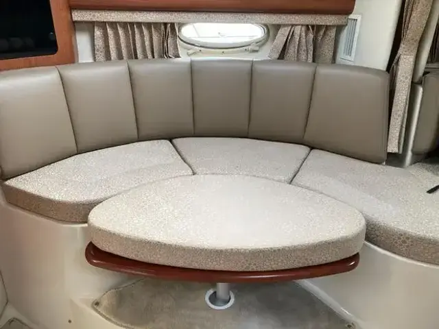 Chaparral 320 Signature