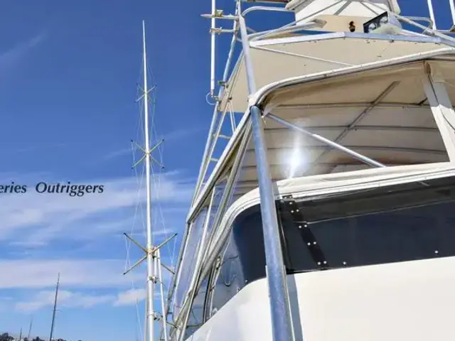 Hatteras 55 Convertible