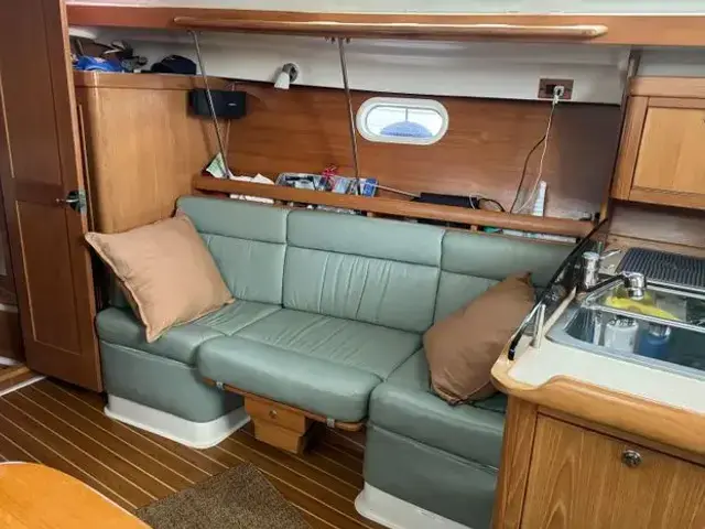 Catalina 350