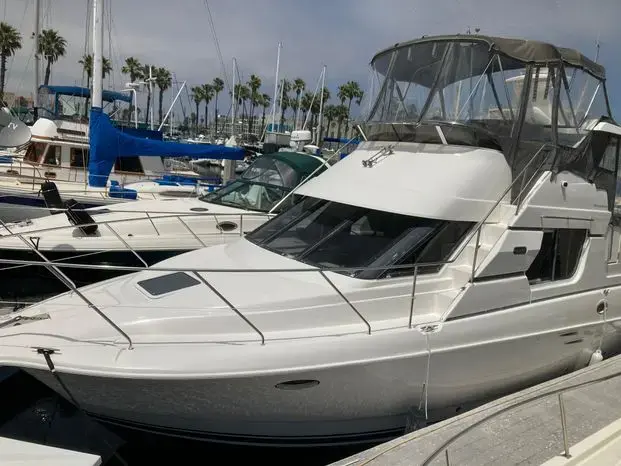 1999 Silverton 322 motor yacht