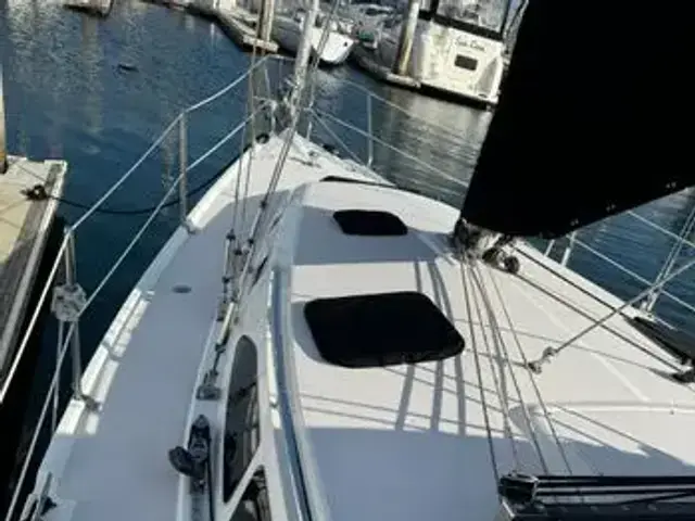 Catalina 350