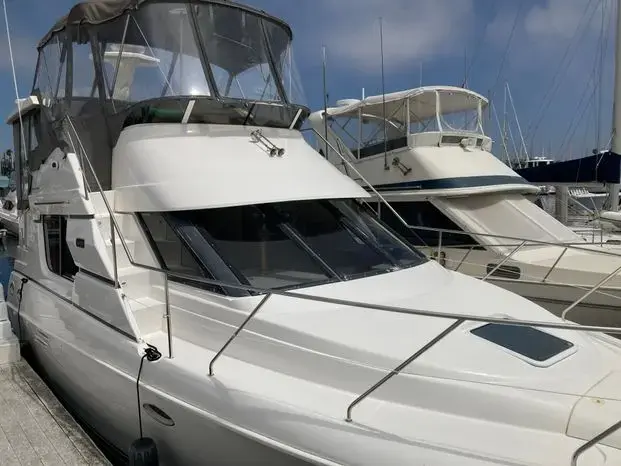 1999 Silverton 322 motor yacht