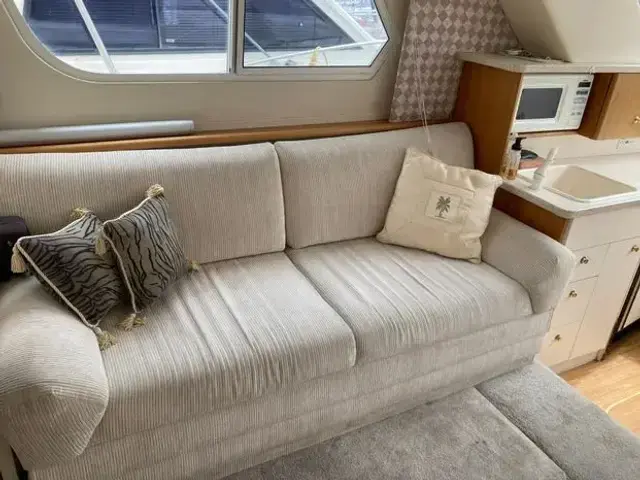 Silverton 322 Motor Yacht