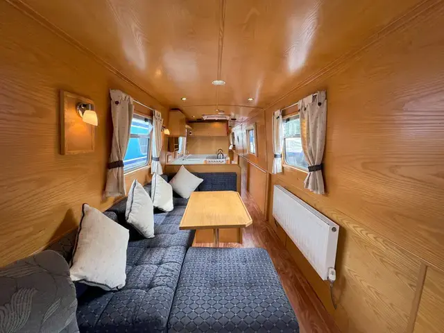 Sea Otter 51' Narrowboat