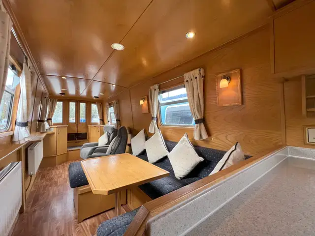 Sea Otter 51' Narrowboat