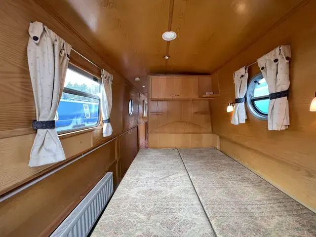 Sea Otter 51' Narrowboat