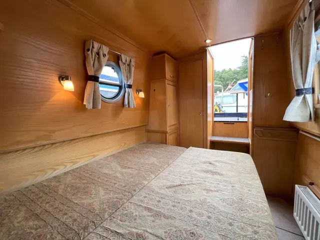 Sea Otter 51' Narrowboat