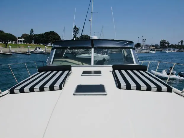 1988 Californian motor yacht