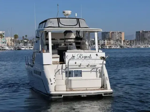 Carver 355 Aft Cabin