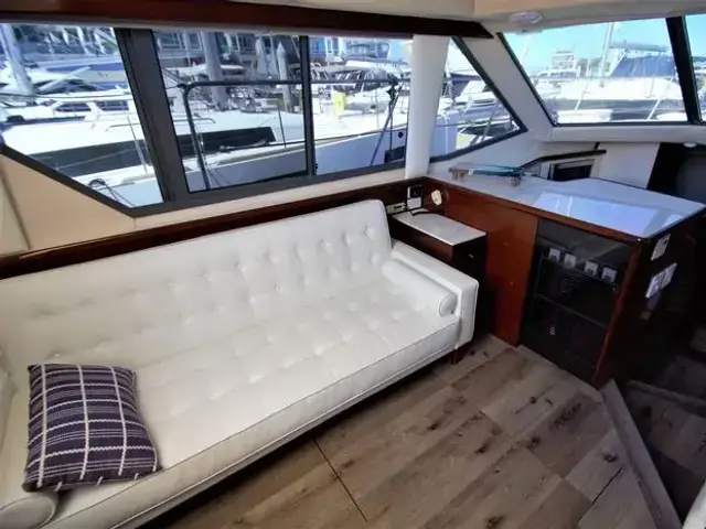 Carver 355 Aft Cabin