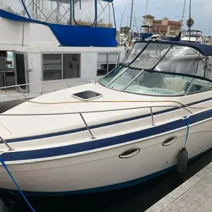 2004 Rinker Fiesta Vee 270