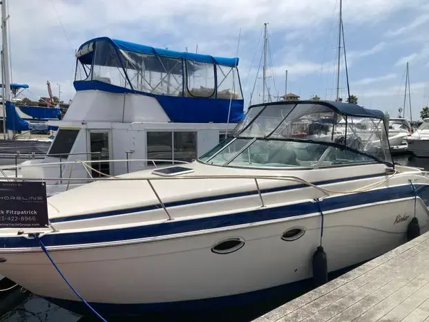 2004 Rinker 270 fiesta vee