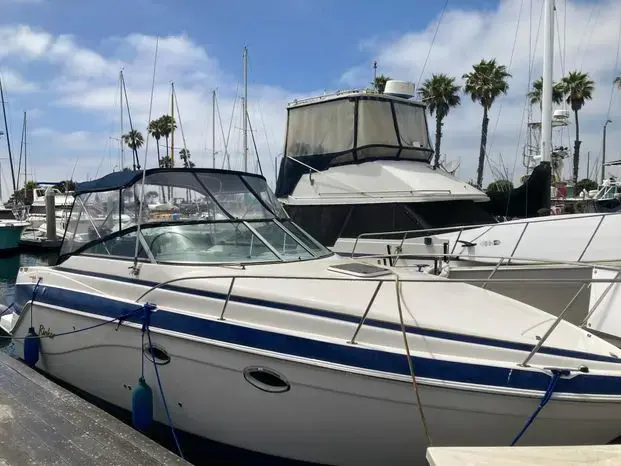 2004 Rinker 270 fiesta vee