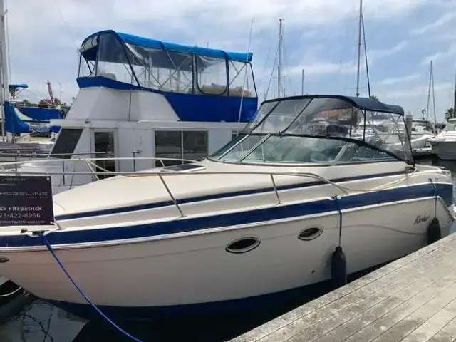 Rinker 270 Fiesta Vee