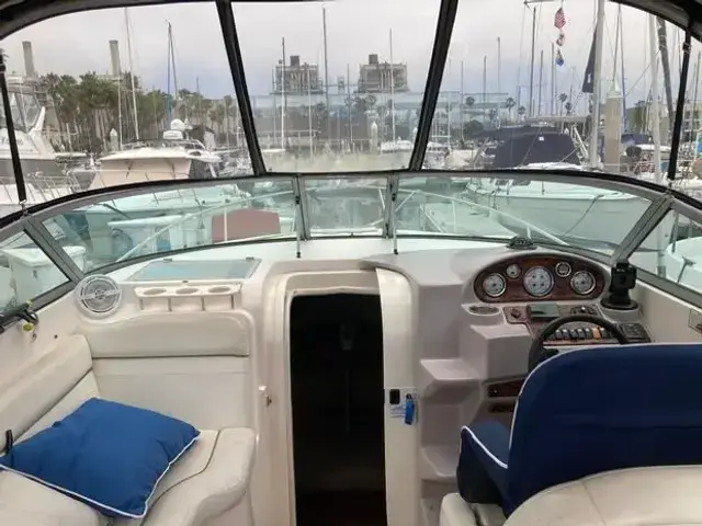 Rinker 270 Fiesta Vee