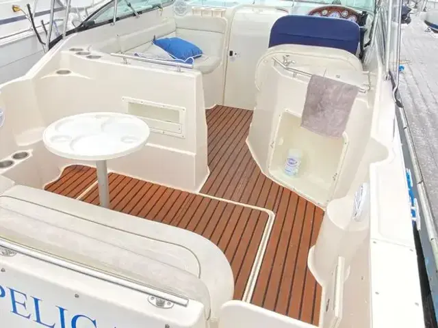 Rinker 270 Fiesta Vee