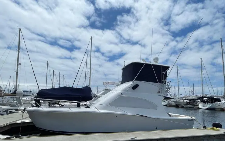 2007 Luhrs convertible