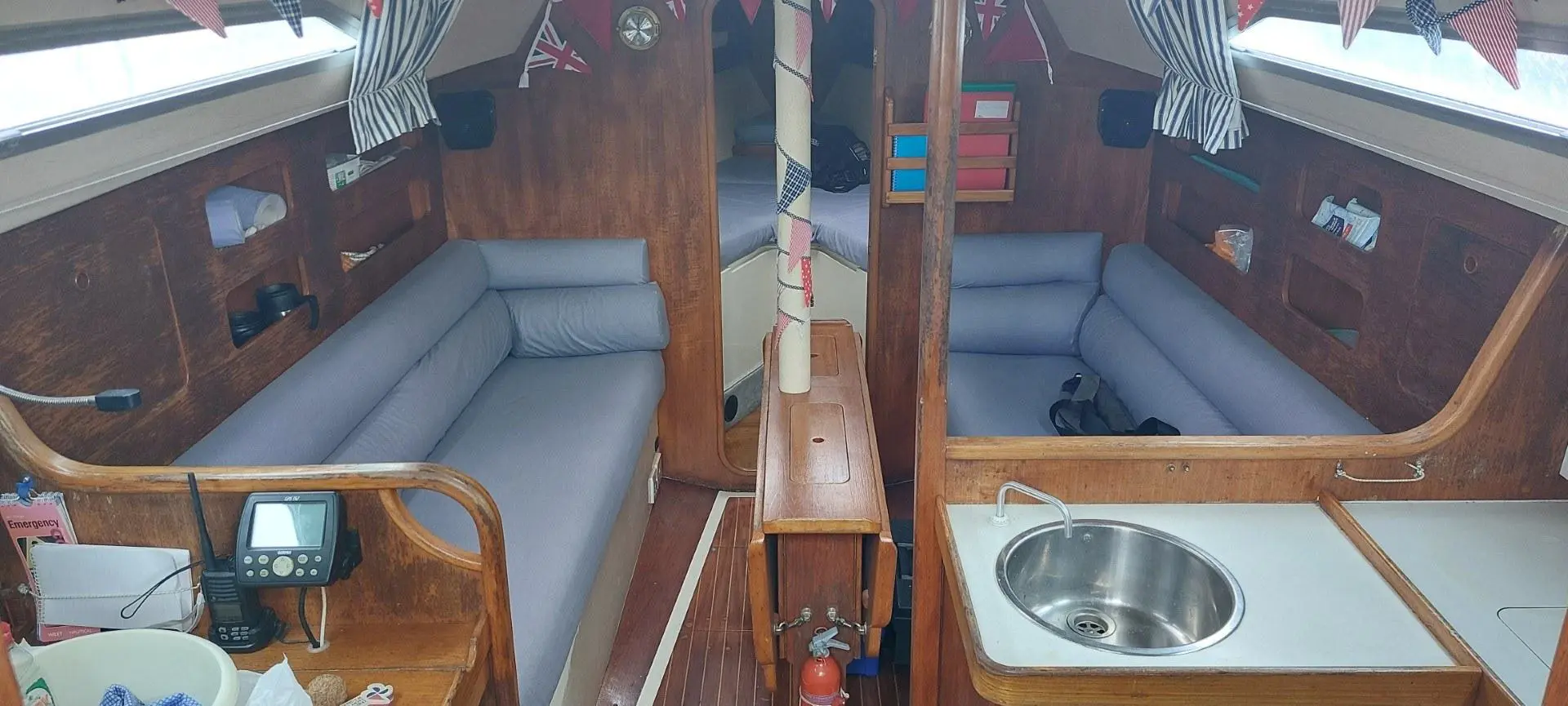 1988 Moody 31 mkii bilge keel