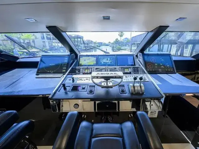 Broward 108 Raised Pilothouse