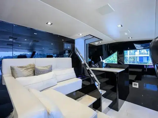 Broward 108 Raised Pilothouse