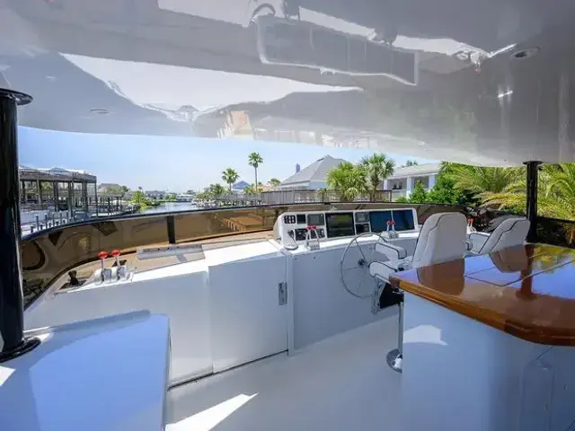 Broward 108 Raised Pilothouse