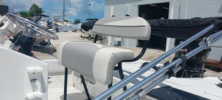 2019 Key Largo 2200 bay