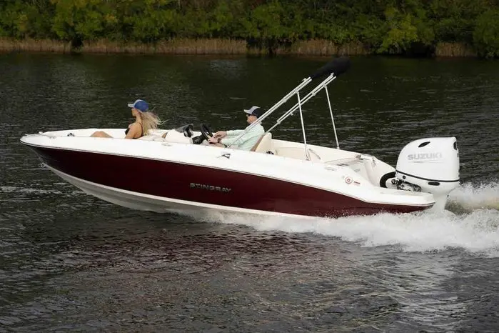 2025 Stingray 182 sc outboard