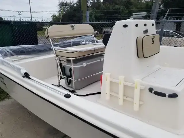 Carolina Skiff Sea Chaser 180 Flats Series