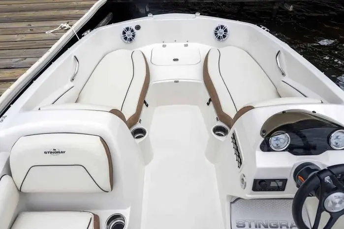 2025 Stingray 182 sc outboard