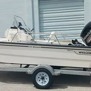 2015 Boston Whaler 170 Montauk