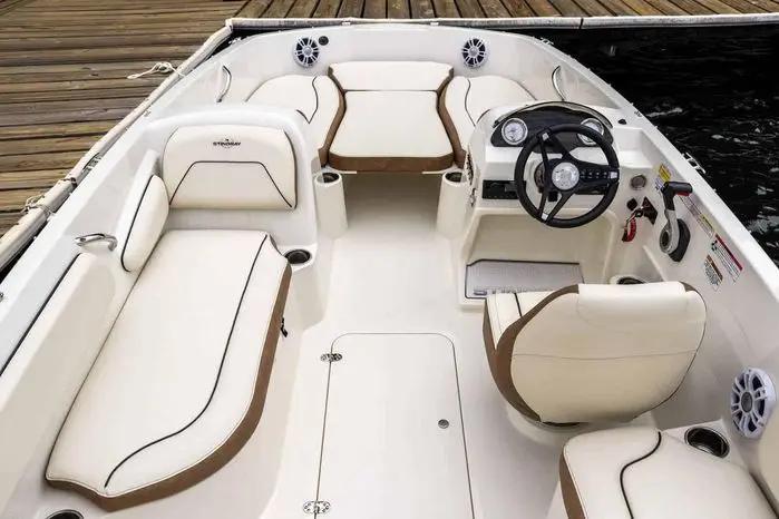 2025 Stingray 182 sc outboard