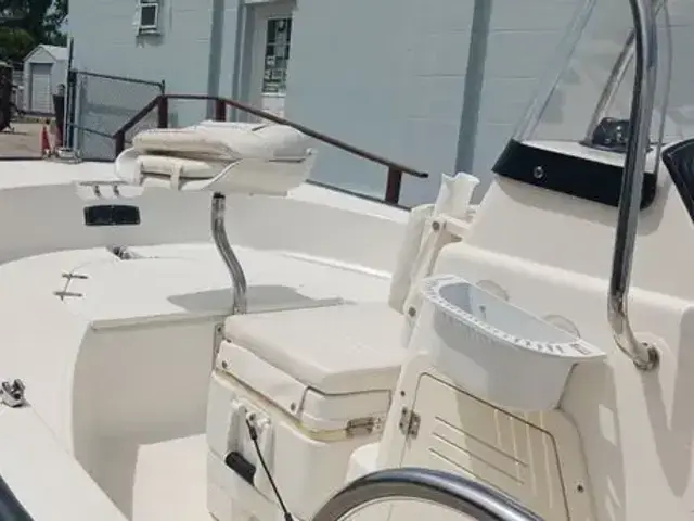 Boston Whaler 170 Montauk