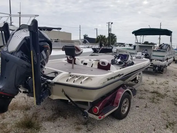 2016 Ranger 518 c